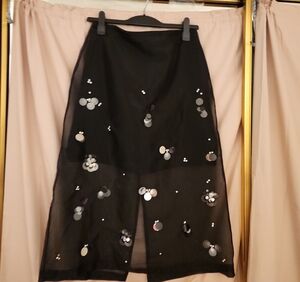 Chic Black Sequin Midi Skirt